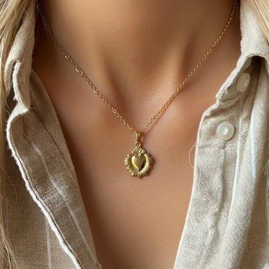 SACRED GRACE – Collana Cuore Sacro Oro Waterproof