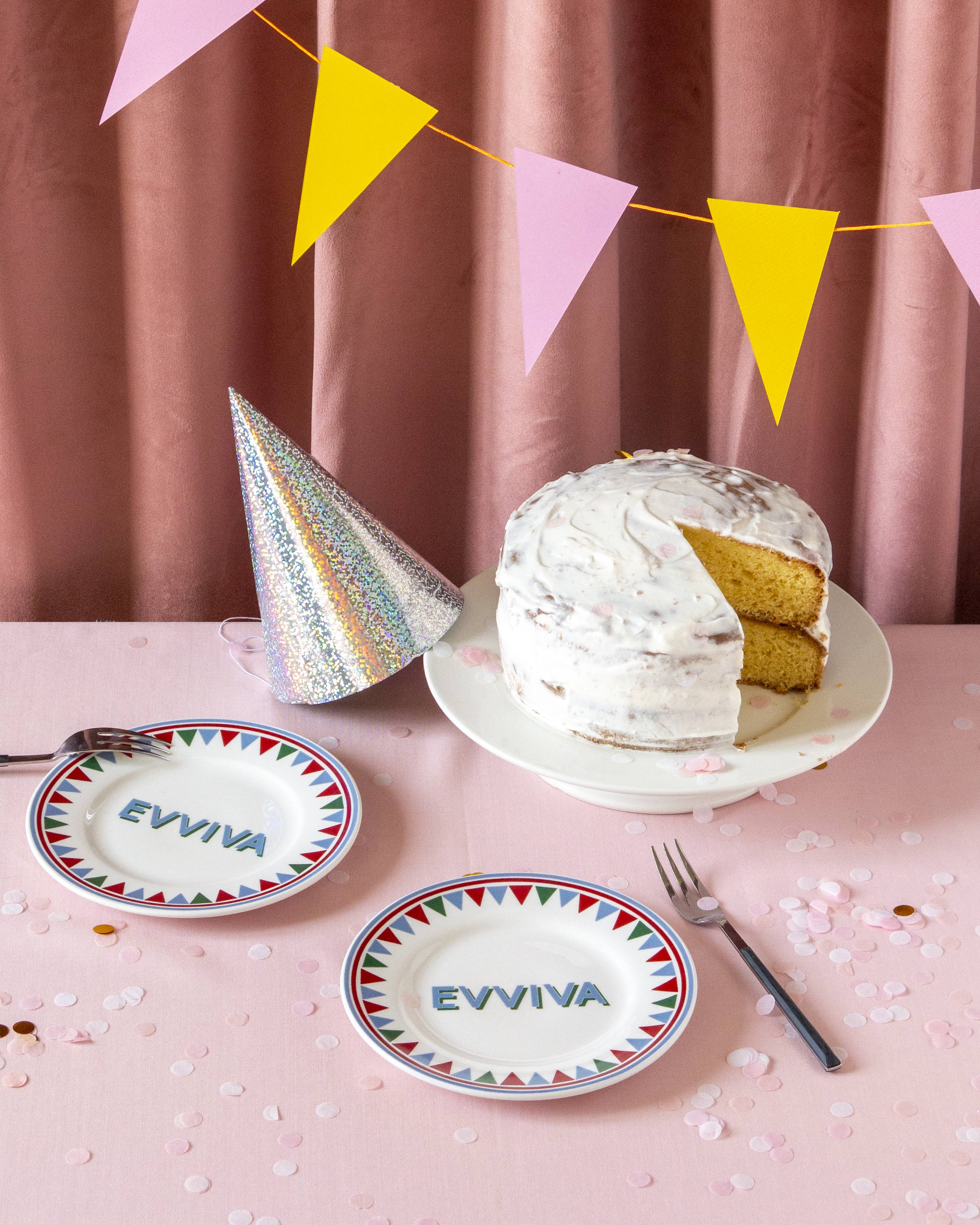 EVVIVA 01 - Porcelain plate with writing