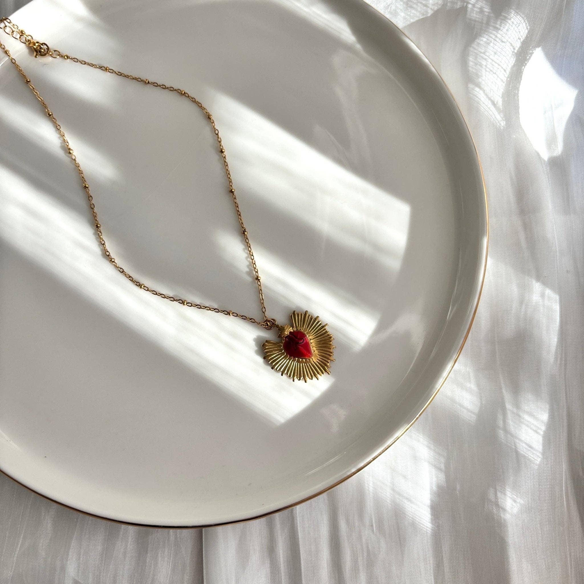 Flame - Collana Cuore Sacro Acciaio Placcato oro - Maravigghia Sicily