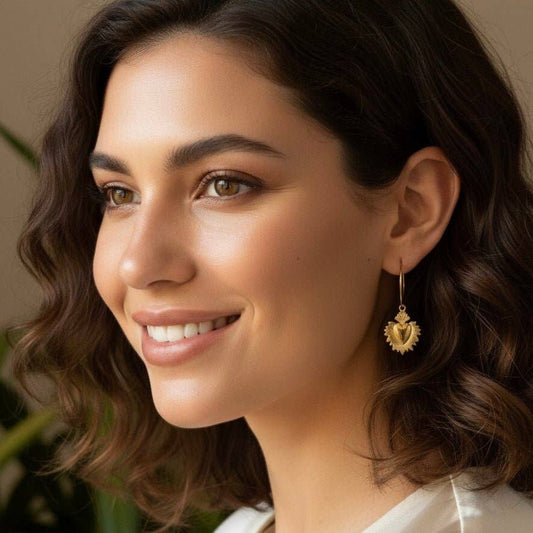 Sacred Grace - Orecchini a Cerchio con cuore sacro oro - Maravigghia Sicily