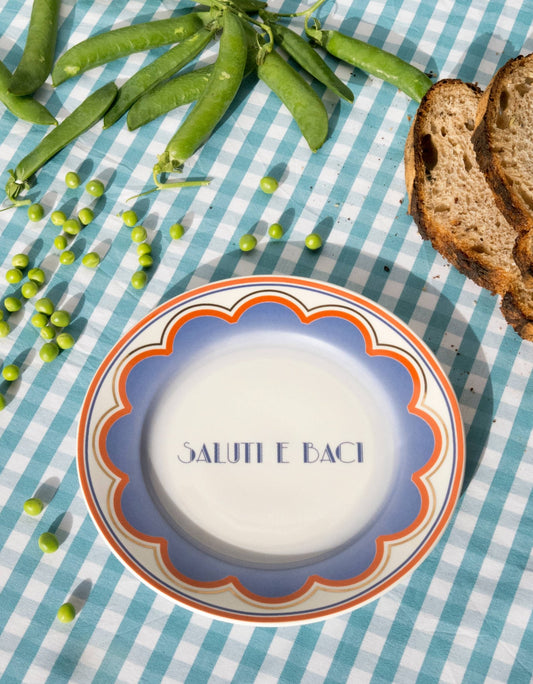 SALUTI E BACI BIG - Piatto in porcellana con scritta - Maravigghia for Sicily