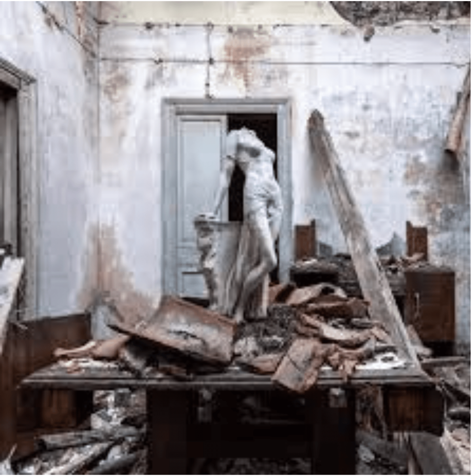 Sicily in Decay - Maravigghia Sicily